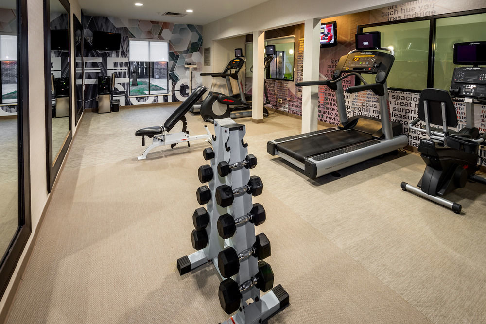 Hotel Springhill By Marriott 3*